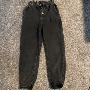ZARA Baggy Buttoned Jeans - SIZE US 2